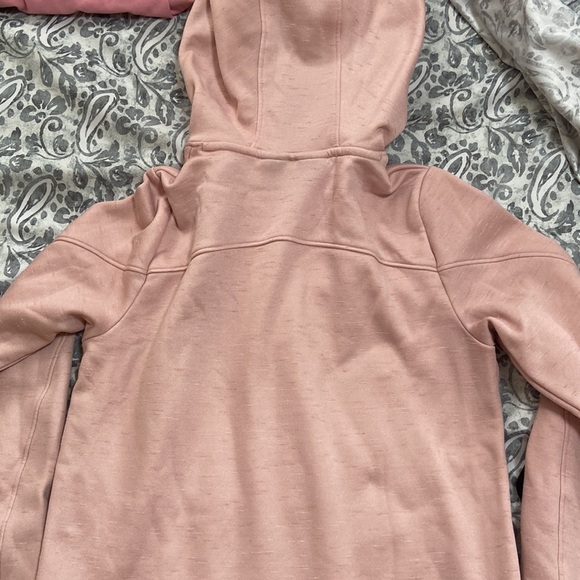 XS Under Armour Hoodie - Picture 4 of 4